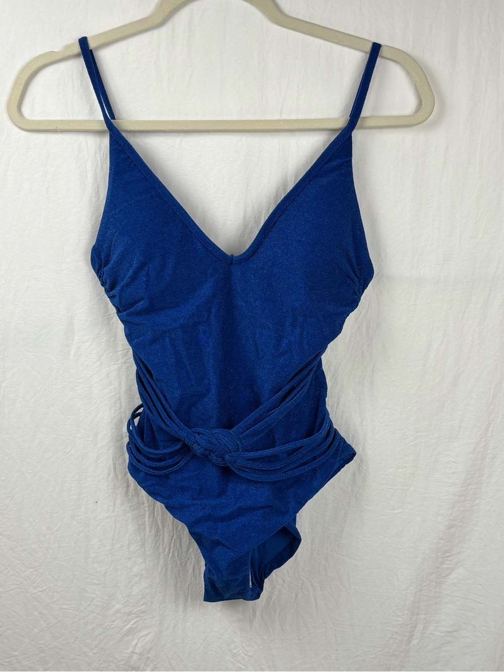 NWT Trina Turk women’s 6 Royal Blue One-Piece Swimsuit with middle Knot